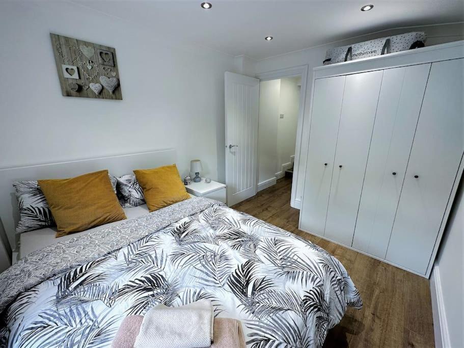 ロンドンStylish 2 Bed Flat In The Heart Of Lewishamアパートメント エクステリア 写真