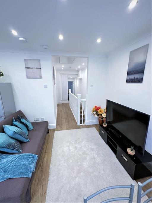 ロンドンStylish 2 Bed Flat In The Heart Of Lewishamアパートメント エクステリア 写真