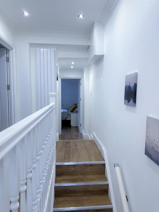 ロンドンStylish 2 Bed Flat In The Heart Of Lewishamアパートメント エクステリア 写真